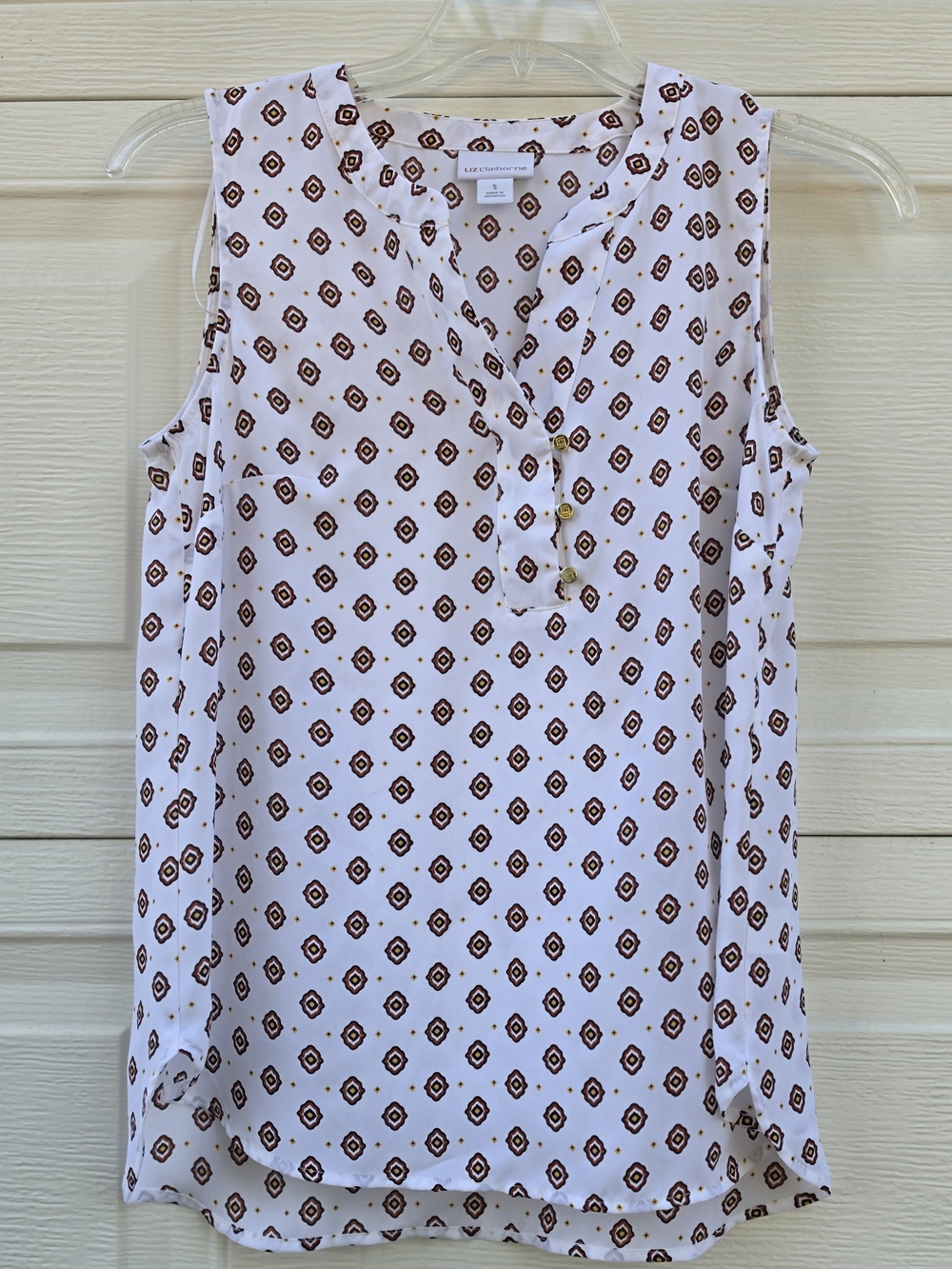 Liz Clairborne White Sleeveless Geo Print Henley Shell S